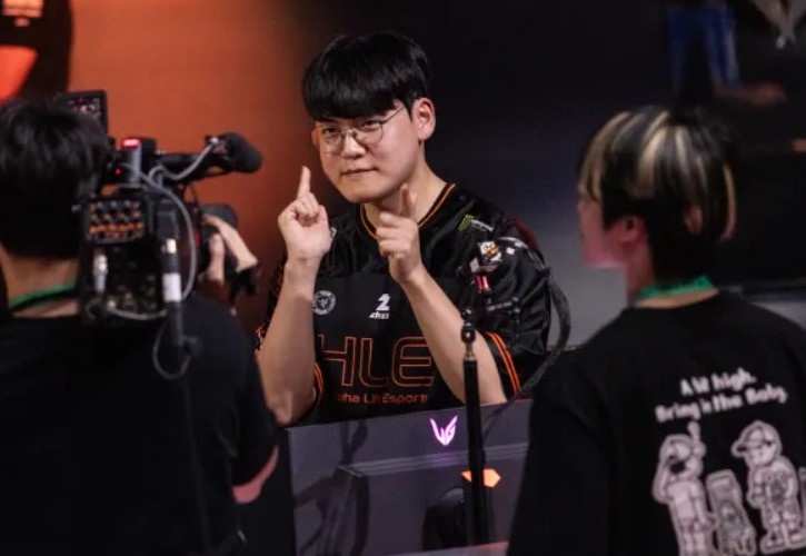Gumayusi:HLE选手阵容不可能打不好,现在开心为时尚早